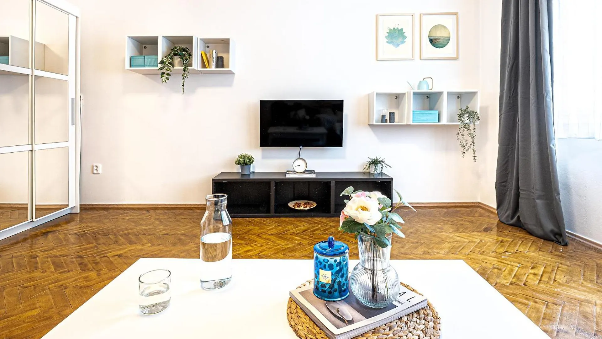 Prague Days - 1Bdr Apt - Quiet Residential Area 0*,  Czech Republic